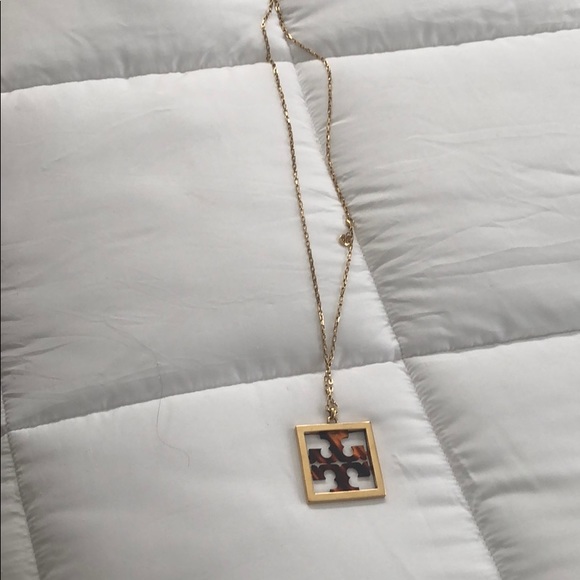 Tory Burch Jewelry - Tory Burch Long necklace